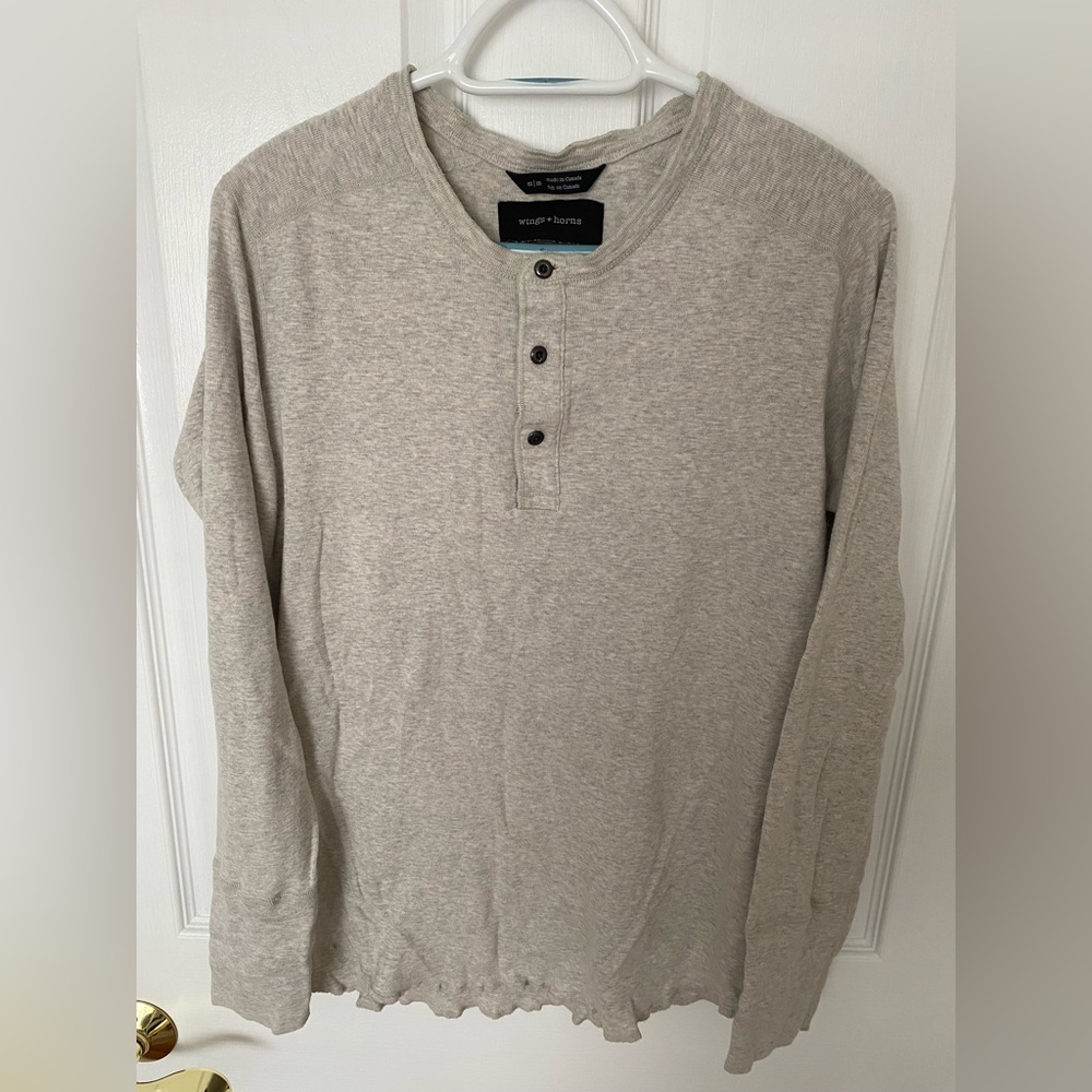 Wings and horns long sleeve shirt size medium